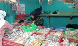 Cuaca Buruk, Harga Ikan Laut di Cimahi Mulai Naik