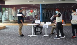 Rekonstruksi Adegan Korupsi Bansos, Beginilah Mantan Mensos Menerima Suap