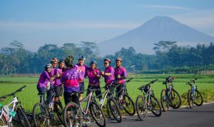 Bosen Gowes Sepeda di Aspal Perkotaan? Berikut Rekomendasi tiket.com untuk Auto-Nanjak di Borobudur