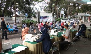 Vaksinasi Tahap Kedua Nakes Bandung Berjalan Lancar