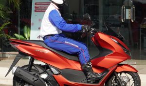 Pengendara Motor Merapat, Begini Postur Berkendara yang Nyaman Buat Ngegas Pengendara Motor Merapat, Begini Postur Berkendara yang Nyaman Buat Ngegas
