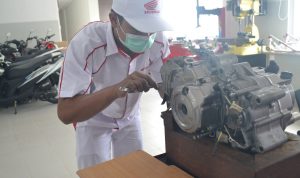 Tingkatkan Kualitas Pendidikan Vokasi, AHM Revitalisasi TUK di SMK Mitra Binaan