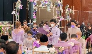 Waduh, Acara Live Streaming Nikahan Aurel-Atta Tuai Penolakan Waduh, Acara Live Streaming Nikahan Aurel-Atta Tuai Penolakan