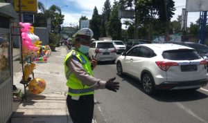 Memasuki liburan akhir tahun sejumah ruas jalan yang menuju tempat wisata di Lembang belum terjadi kepadatan secara signifikan.
