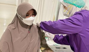 Usai Divaksin, Istri Bupati Bandung Terpilih Hadiri Giat Baksos