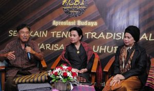 KCBI Terus Ajak Milenial Budayakan Berkain Nusantara KCBI Terus Ajak Milenial Budayakan Berkain Nusantara