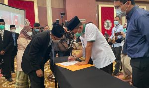Dadang Supriatna-Sahrul Gunawan Resmi Jadi Bupati/Wakil Bupati Bandung Terpilih Dadang Supriatna-Sahrul Gunawan Resmi Jadi Bupati/Wakil Bupati Bandung Terpilih