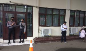 Sudah Sepekan, KPK Masih Obrak-abrik Kantor Pemda Kabupaten Bandung Barat Sudah Sepekan, KPK Masih Obrak-abrik Kantor Pemda Kabupaten Bandung Barat