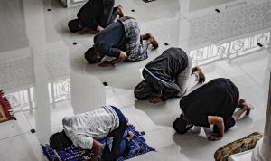 Covid-19 Masih Merebak, Kemenag KBB Sambut Baik Usulan Salat Tarawih Dua Shift