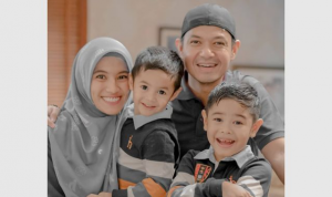 Dude Harlino Manfaatkan Kemampuan Akting Untuk Atur Pola Tidur Anak