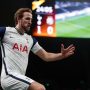 SELEBRASI: Penyerang Tottenham Hotspur sewaktu merayakan kegembiraan seusai membobol gawang lawan. (@SpursOfficial/Twitter)