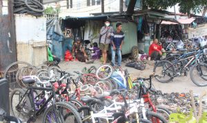 Belanja Sparepart Murah dan Berkualitas di Pasar Loak Astanaanyar