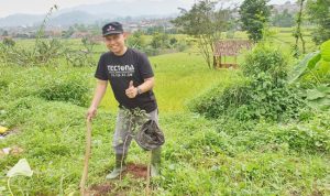 Tectona Peduli Lingkungan Lakukan Gerakan Penanaman Ratusan Pohon Tectona Peduli Lingkungan Lakukan Gerakan Penanaman Ratusan Pohon
