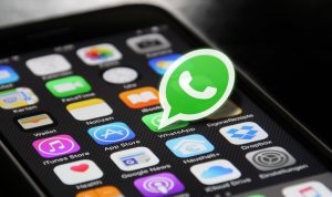Jangan Install Aplikasi WhatsApp Berwarna Pink, Ini Bahayanya