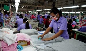 Hadapi Ramadan, Ratusan Buruh Malah Terancam Kena PHK