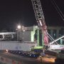 Proses pemasangan Steel Box Girder di gerbang Tol Cileunyi pada Selasa (27/4) dini hari. Yanuar Baswata