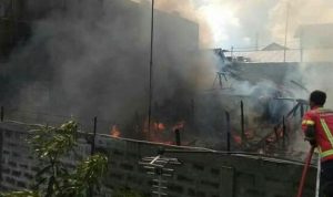 Si Jago Merah Kembali Mengamuk, 5 Rumah di Sumedang Habis Dilahap Si Jago Merah Kembali Mengamuk, 5 Rumah di Sumedang Habis Dilahap