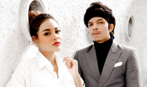 Usai Keguguran, Netizen Ramai-ramai Beri Nasihat untuk Pasangan Atta-Aurel Usai Keguguran, Netizen Ramai-ramai Beri Nasihat untuk Pasangan Atta-Aurel