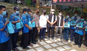 Polda Jabar Berikan Bantuan Pupuk Organik untuk Kelompok Tani Seluruh Desa di Kecamatan Ibun Bandung