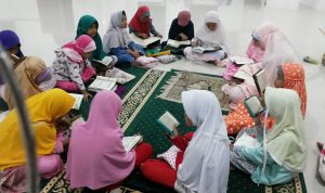 Sekolah Tak Boleh Gelar Pesantren Kilat Tatap Muka