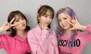 IZ*ONE Miyawaki Sakura, Yabuki Nako, dan Honda Hitomi Kembali ke Jepang