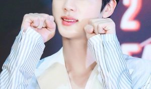 Jin BTS Ungkap Alasannya Jarang Posting Selfie, Ternyata...