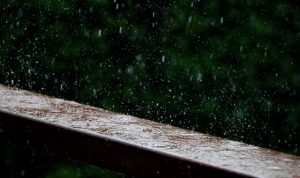 Waspada! Hujan Es Bakal Terjadi, Begini Penjelasan BMKG