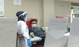 Kegiatan Donor Darah di PMI Kota Bandung, Jumat (16/4) (Dok. Nurrani Rusmana)
