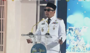 Kang Emil Ajak Ibu-Ibu Beli dan Unggah Produk UMKM Jabar Kang Emil Ajak Ibu-Ibu Beli dan Unggah Produk UMKM Jabar