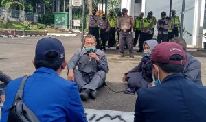 Ini Tuntutan Aliansi Mahasiswa Inaba Kepada LLDIKTI Soal Skorsing Dari Pihak Kampus Ini Tuntutan Aliansi Mahasiswa Inaba Kepada LLDIKTI Soal Skorsing Dari Pihak Kampus