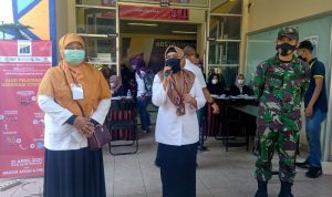 Ratusan Pengajar di Kecamatan Kiaracondong Divaksinasi, Kejar Target Rencana PTM Juli Nanti