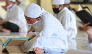 Berburu Malam Lailatul Qadar, Masjid Al-Lathiif Gelar Itikaf dengan Prokes Ketat