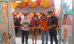 Xiaomi Buka Serentak 30 Mi Shop di 30 Lokasi