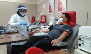 Ilustrasi donor plasma konvalesen. (Dok. Nurrani Rusmana/Jabar Ekspres)