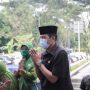 Pelaksana Tugas (Plt.) Wali Kota Cimahi, Ngatiyana menghadiri kegiatan istighosah di Masjid Assalam Pemkot Cimahi, Selasa (25/5). (Intan Aida/Jabar Ekspres)