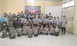 4 Hari Lakukan Pelatihan Gratis, Ketua Sanggar Cantiq: Semoga Kelurahan Lain Terinspirasi Peserta pelatihan tari gratis yang digelar di Kantor Kelurahan Sukamaju