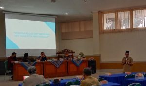 Kunjungan Kerja Sekretaris DPRD Jabar Komisi V terkait pengajuan SMANOR (SMAN 27 Bandung), Aula Kantor Dinas Pendidikan Wilayah VII, Senin (31/5). (Intan Aida/Jabar Ekspres)