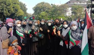 Aksi Solidaritas Bela Palestina Kembali Bergema di Sepanjang Jalanan Kota Bandung Aksi Solidaritas Bela Palestina Kembali Bergema di Sepanjang Jalanan Kota Bandung