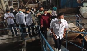 Terungkap! Birokrasi Perizinan di Kabupaten Bandung Berbelit, Bupati Berjanji Akan Berikan Sanksi Kepada Pejabat Nakal Terungkap! Birokrasi Perizinan di Kabupaten Bandung Berbelit, Bupati Berjanji Akan Berikan Sanksi Kepada Pejabat Nakal