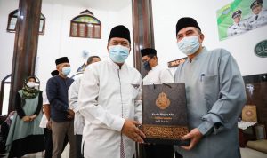 Oded: Jangan Lupakan Allah Karena Harta