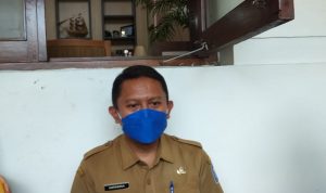 Vaksinasi Lansia di Kota Bandung Masih Jauh Dari Target Kepala Seksi Surveilans dan Imuniasi Dinas Kesehatan (Dinkes) Kota Bandung, Girindra Wardhana (Foto: Nurrani Rusmana)