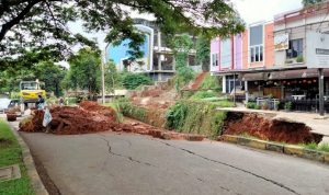 Dinas PUPR: Pengerjaan Fisik Jembatan Amblas di Jalan Boulevard GDC Dimulai Juli 2021