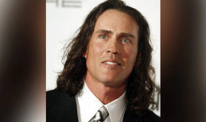Aktor Pemeran Tarzan, Joe Lara Tewas dalam Kecelakaan Pesawat Aktor Pemeran Tarzan, Joe Lara Tewas dalam Kecelakaan Pesawat