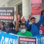 Puluhan Aktivis Mahasiswa Papua Sampaikan Aspirasinya di Depan Gedung Merdeka