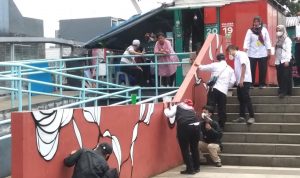 Upaya Aktivasi Teras Cihampelas, Pemkot Bandung Buat Mural Pada Bangku dan Dindingnya