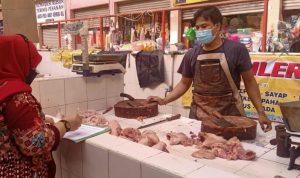 Setelah Daging Ayam, Kini Giliran Daging Sapi yang Anjlok