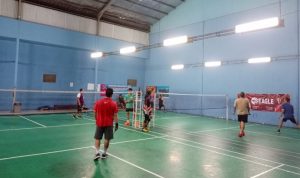 Latihan Perdana Persatuan Bulutangkis Kombinasi Diikuti 16 Orang Latihan Perdana Persatuan Bulutangkis Kombinasi Diikuti 16 Orang