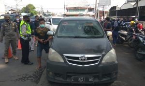 Apes! Jauh-Jauh dari Bogor, Rombongan Ini Kena Cegat dan Terpaksa Batal Mudik Apes! Jauh-Jauh dari Bogor, Rombongan Ini Kena Cegat dan Terpaksa Batal Mudik