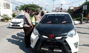 Pos Penyekatan Jatinangor Diperpanjang, Pengendara yang Terpapar Covid-19 Akan Diperiksa ke Puskesmas Pos Penyekatan Jatinangor Diperpanjang, Pengendara yang Terpapar Covid-19 Akan Diperiksa ke Puskesmas