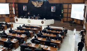 BPK Beri Opini Wajar Tanpa Pengeculian Terhadap Laporan Keuangan Jawa Barat Rapat Paripurna Penyerahan Laporan Keuangan Jawa Barat/ Soniup